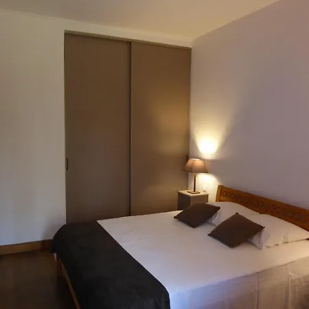 Дом отдыха Les De Fred En Dordogne, Maisons Avec Piscines Privees Et Chauffees
